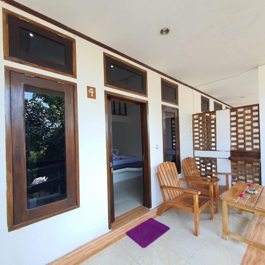 Putra Boyan Cottages Quần đảo Gili Ngoại thất bức ảnh